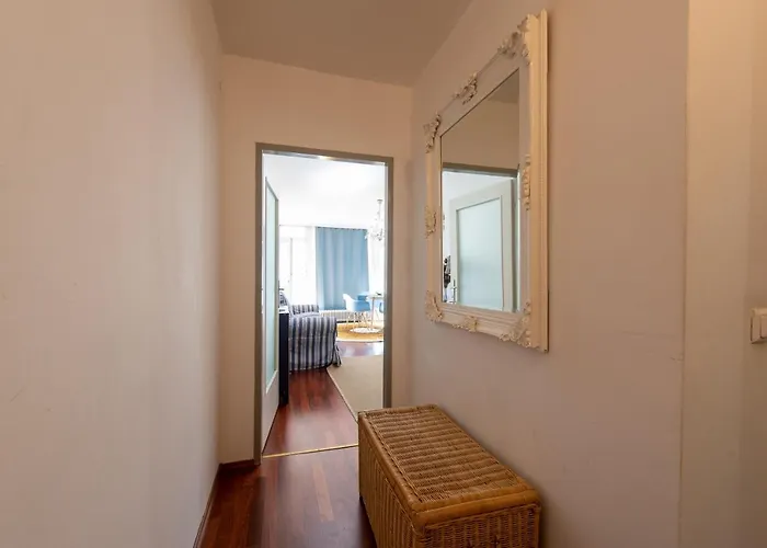 Vla - Burggasse Apartment